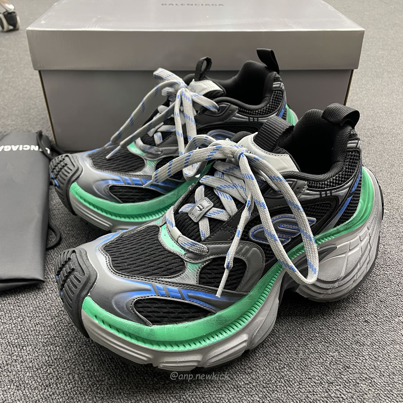 Balenciaga Fall 2024 10xl Mesh Tpu Grey Green 784344 W2mv2 1143 (7) - www.newkick.vip